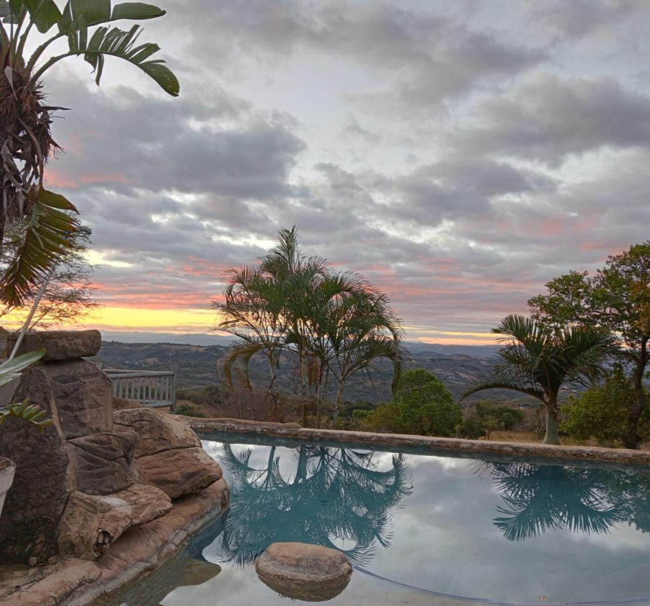 @Nature Luxury Cottages Mbombela Bagian luar foto
